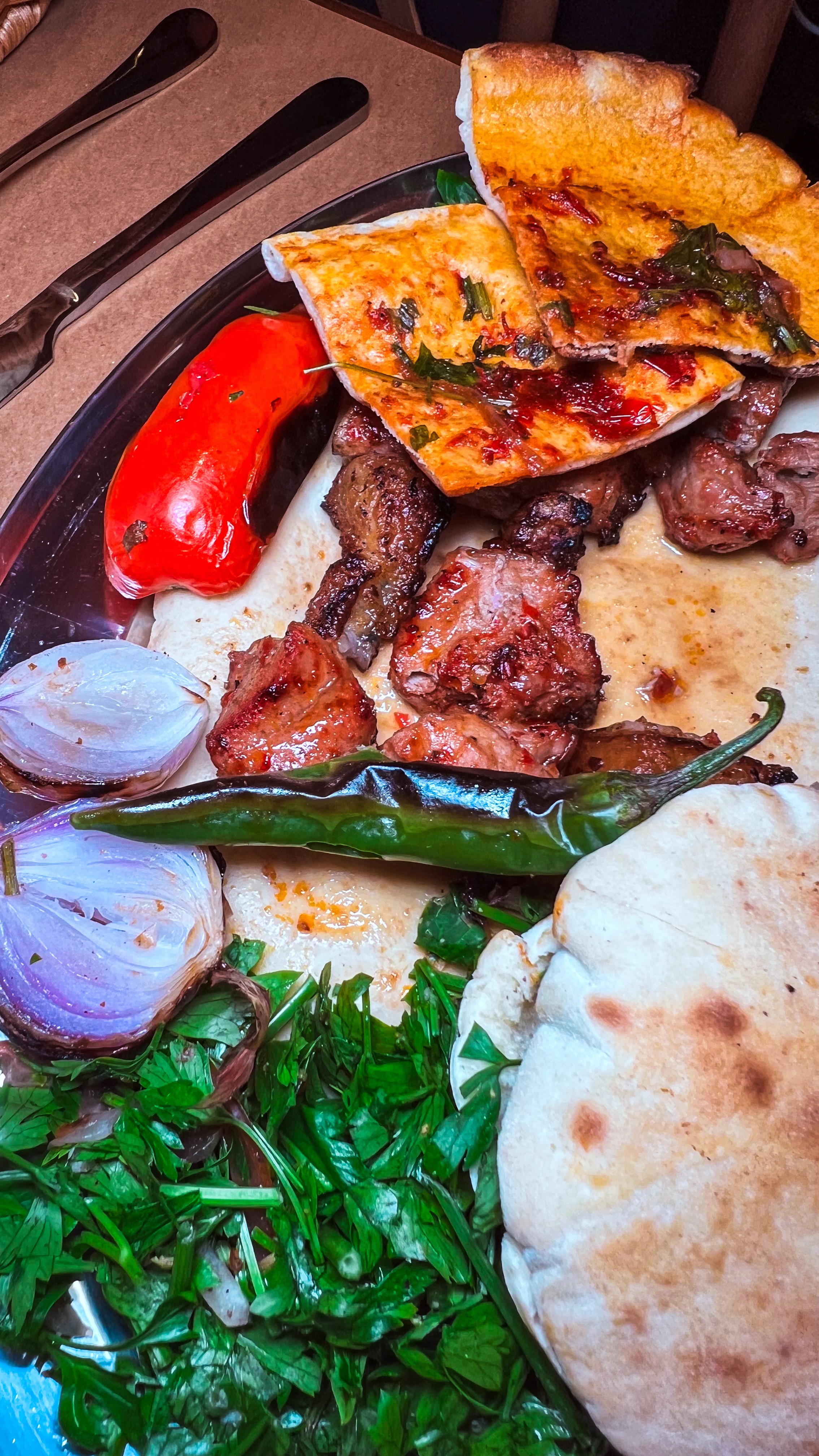 مطاعم نرجس الشام