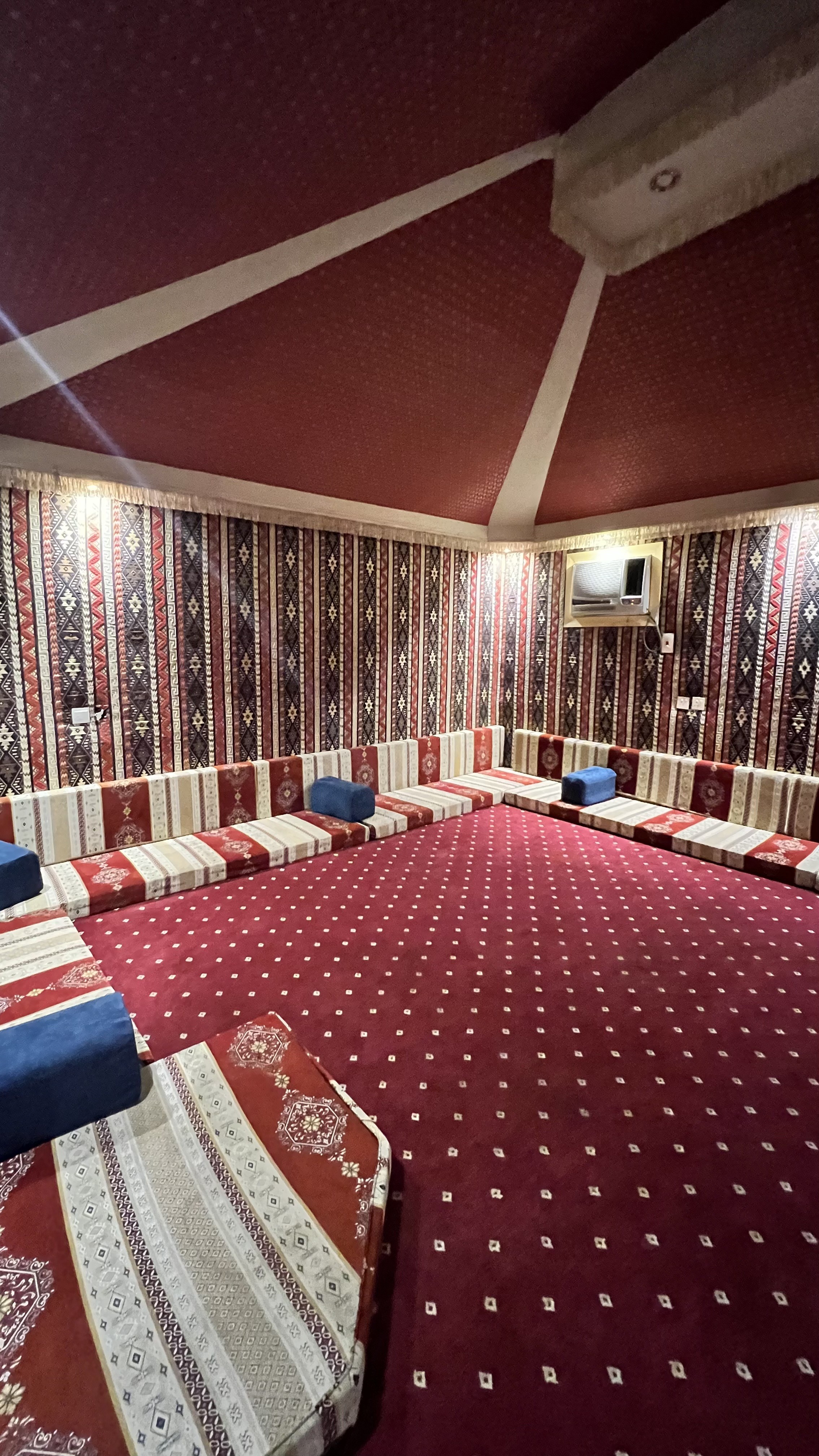 مطعم ومنتزة الجبل الأخضر